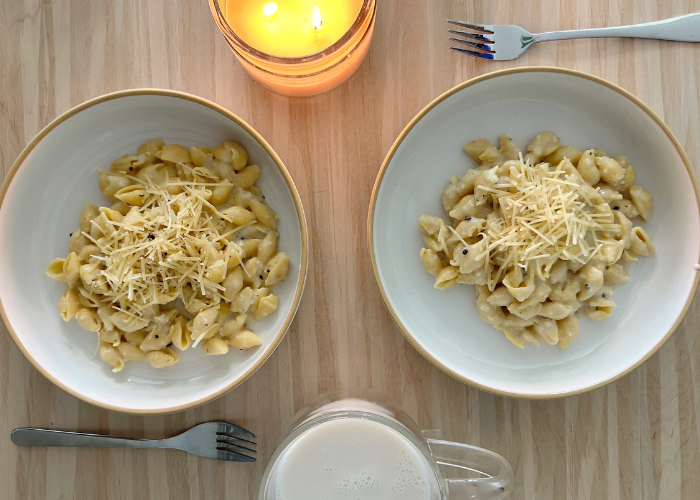 Cacio e Pepe Pasta Featured Image