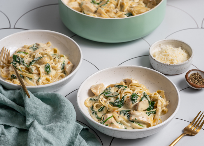 Creamy Chicken & Spinach Pasta Featured Image