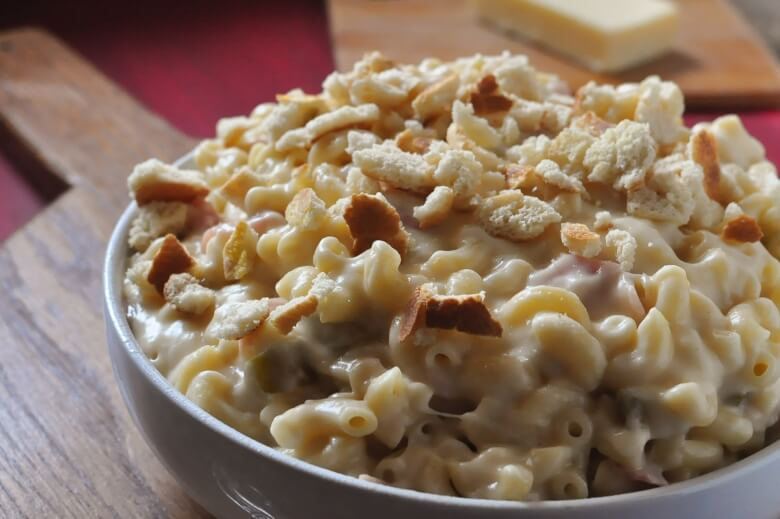 Cuban Style Macaroni with Cheese Featured Image