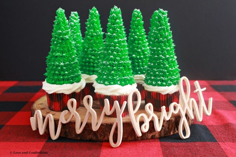 White Chocolate Christmas Tree Cupcakes Featured Image