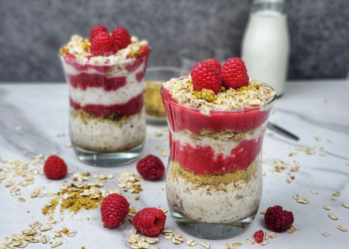 Raspberries and Pistachio Overnight Oats Featured Image