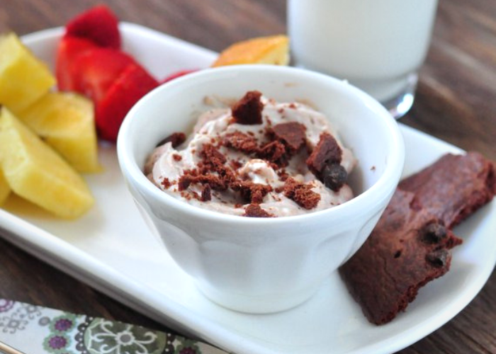 Brownie Brittle Yogurt Fondue Dip Featured Image