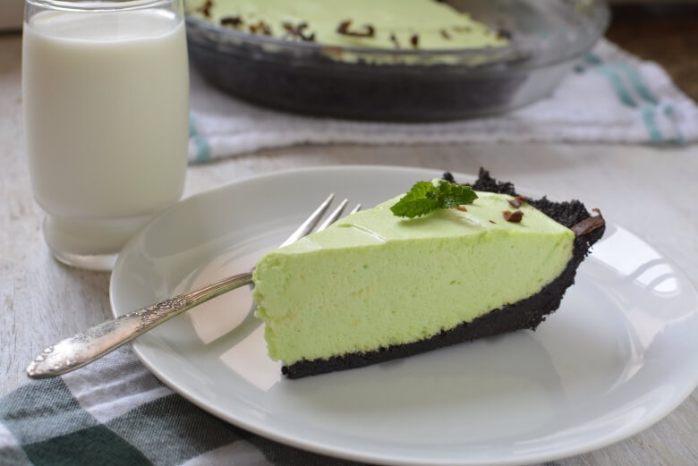 Creamy Chocolate Mint Chiffon Pie Featured Image