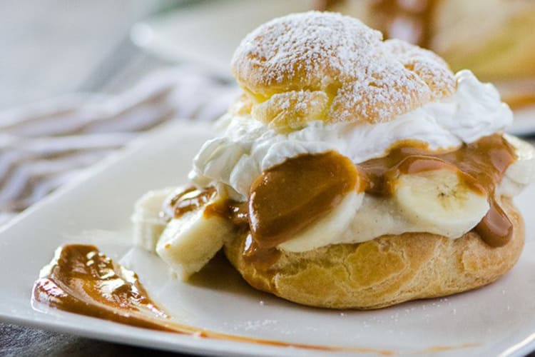 Banoffee Cream Puffs Featured Image