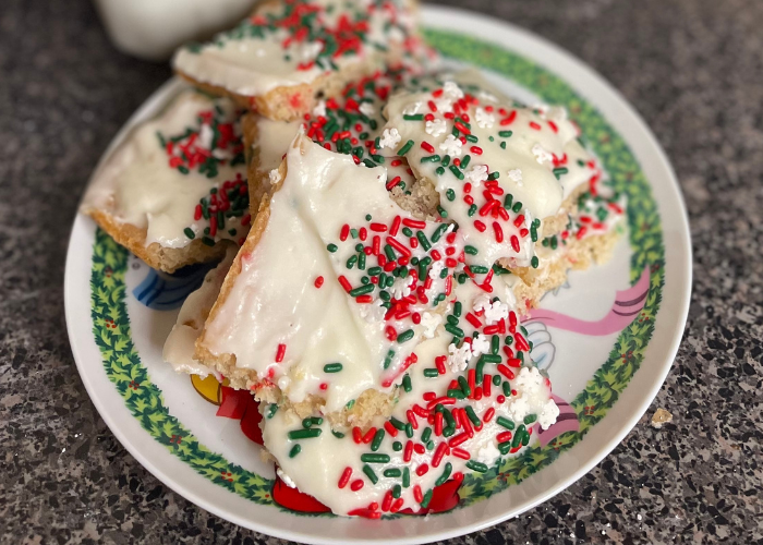 Holiday Sugar Cookie Bars Featured Image